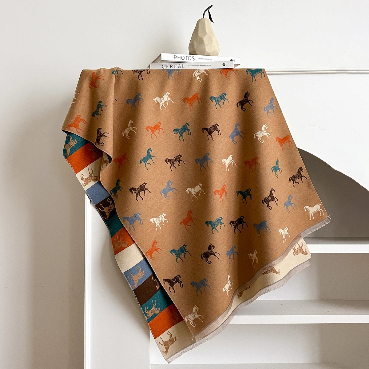Châle Écharpe Jacquard Cheval Hiver - Motif Traditionnel Coloré