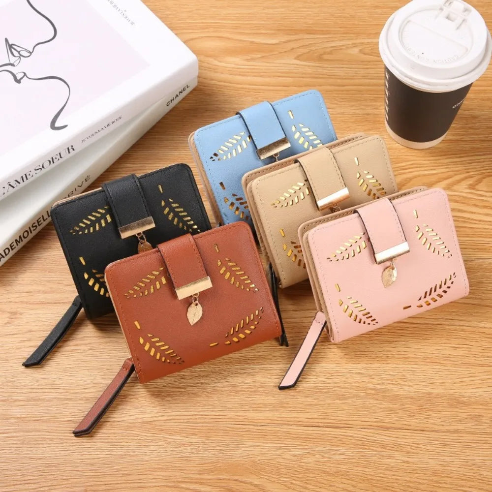 Portefeuille Femme Cuir Court avec Fermeture Éclair - Design Feuille Creuse